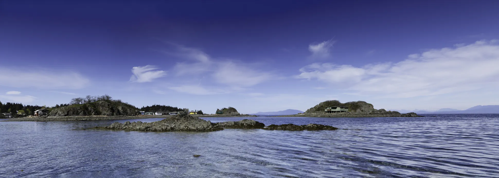 Panorama of Three Lagoon Islands Park