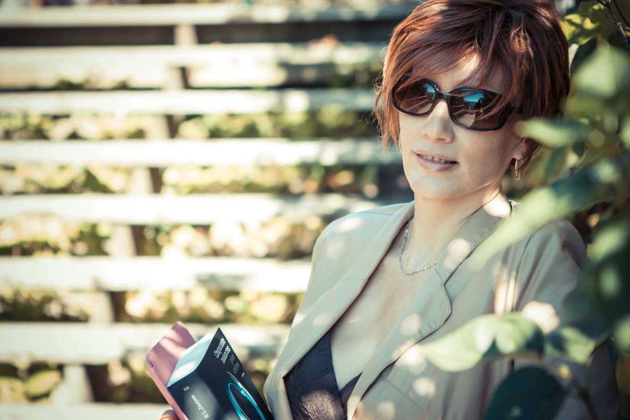 Business Woman Portrait Therapy - Rouyn-Noranda