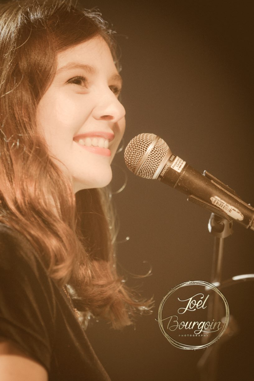 Caroline Keating Intimate Live Session