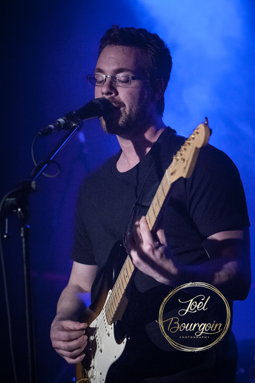 Pink Floyd Tribute Atmospheric Stage Visuals