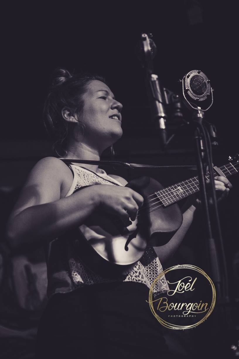 Saratoga Live Intimate Folk Session Photo