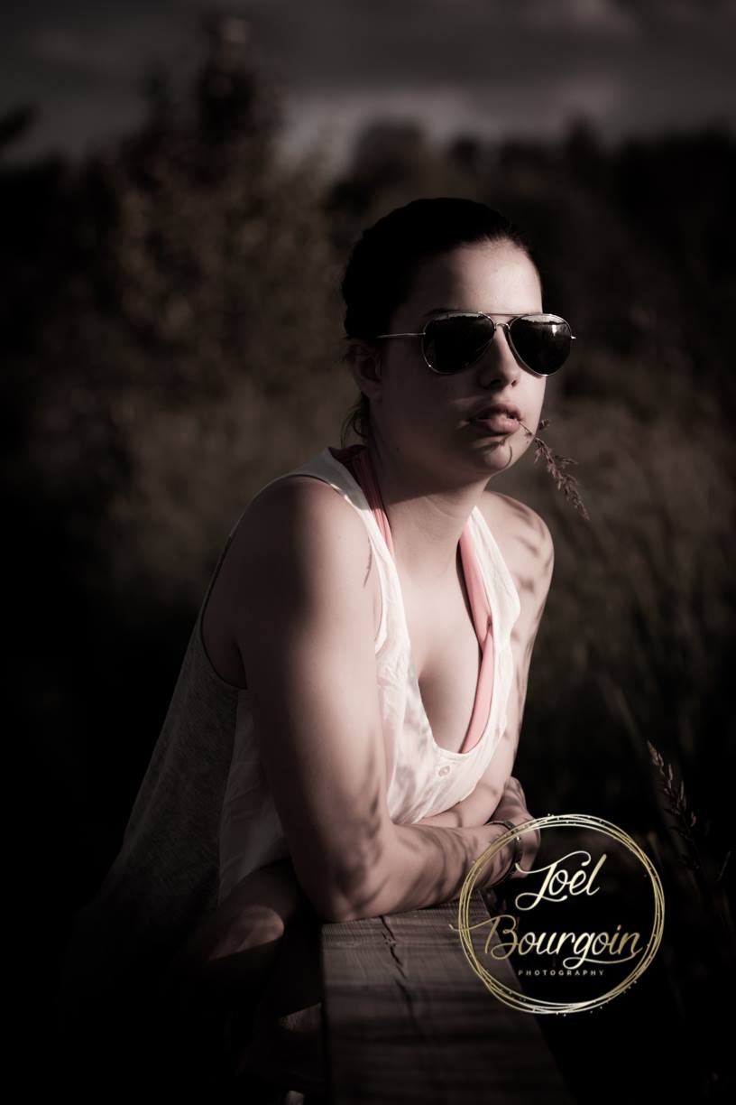 Cinematic portrait at golden hour on Vancouver Island captured by Joël Bourgoin